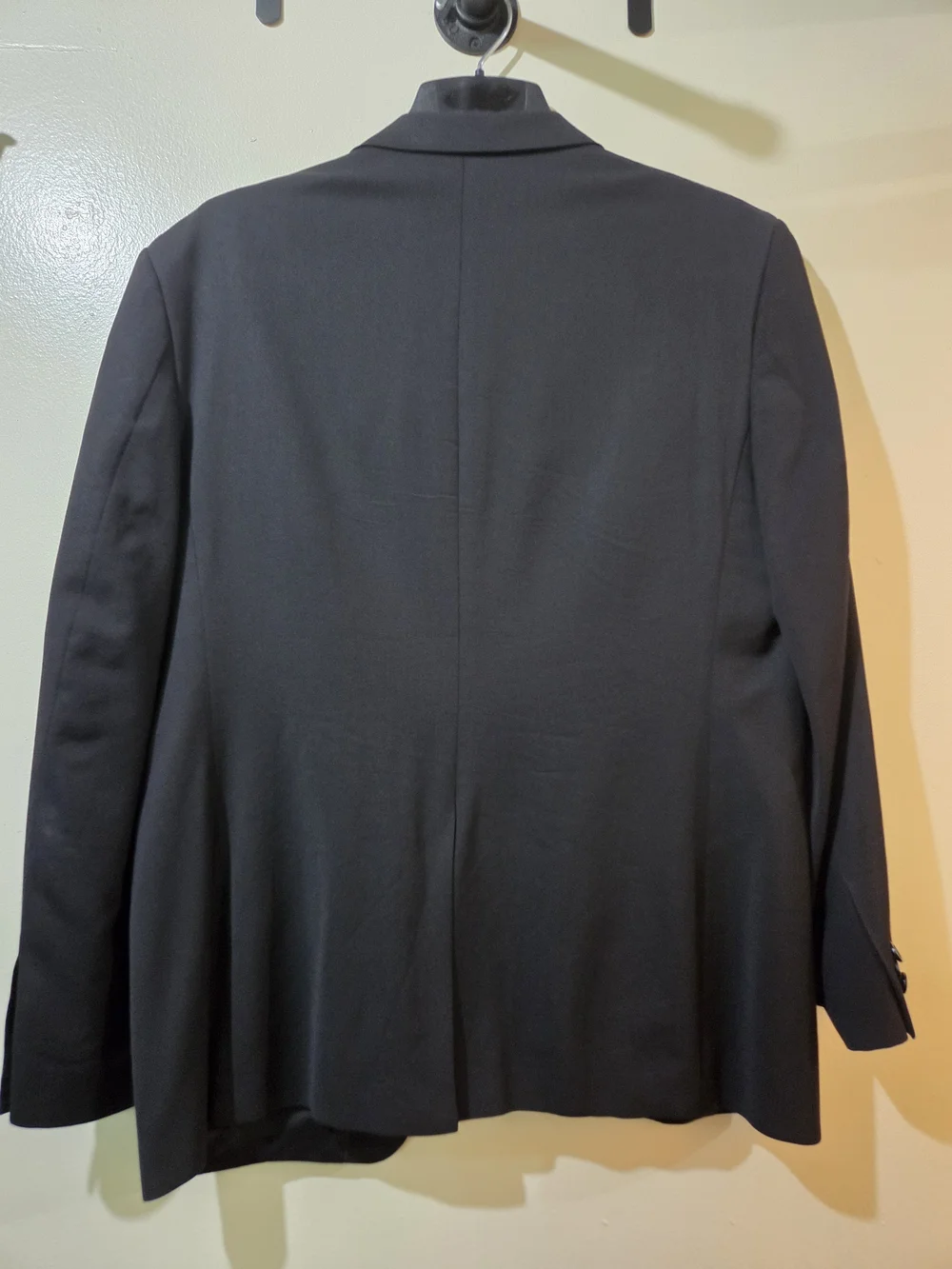 Banana Republic Black Men's Two-Button Suit Jacket 42S